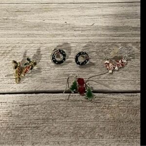4 Pairs Festive Holiday Earrings Set - Gold, Green, Red